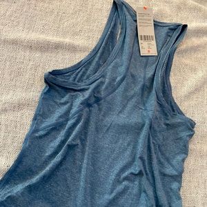 Sweaty Beaty Stellar Blue. Size Small